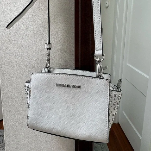 Michael Kors White Leather Studded Crossbody Bag - Picture 1 of 6